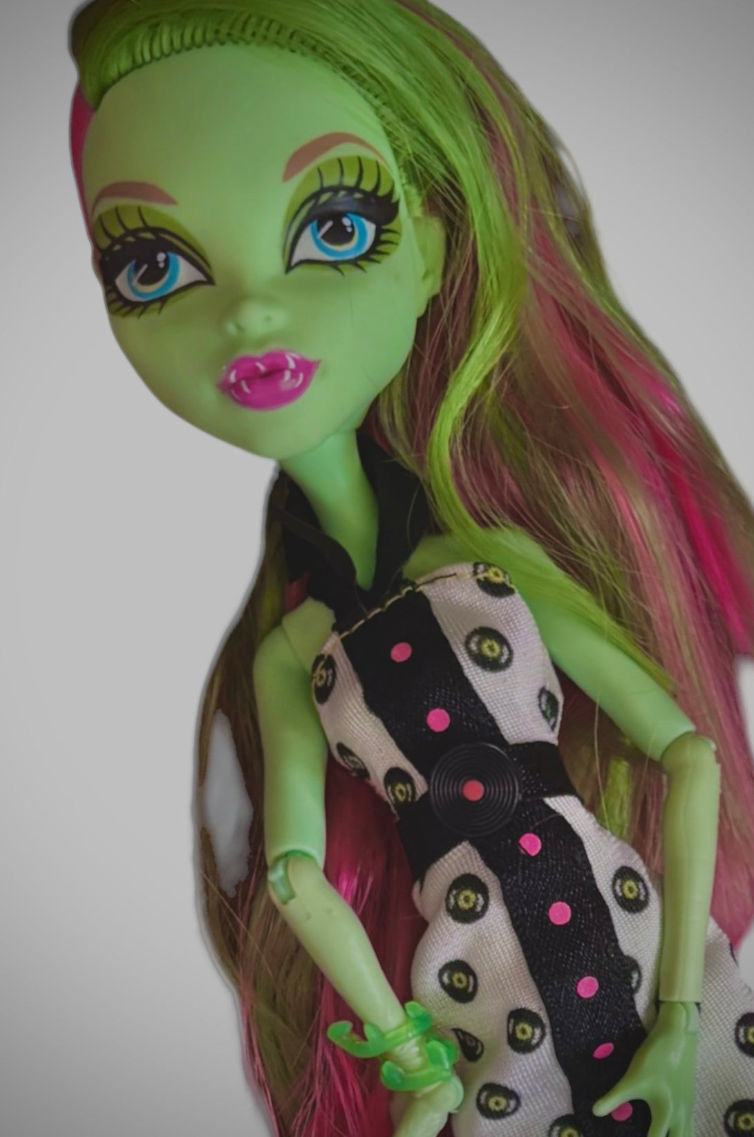 Monster High Doll - Venus Mcflytrap Music Festival Edition 2013