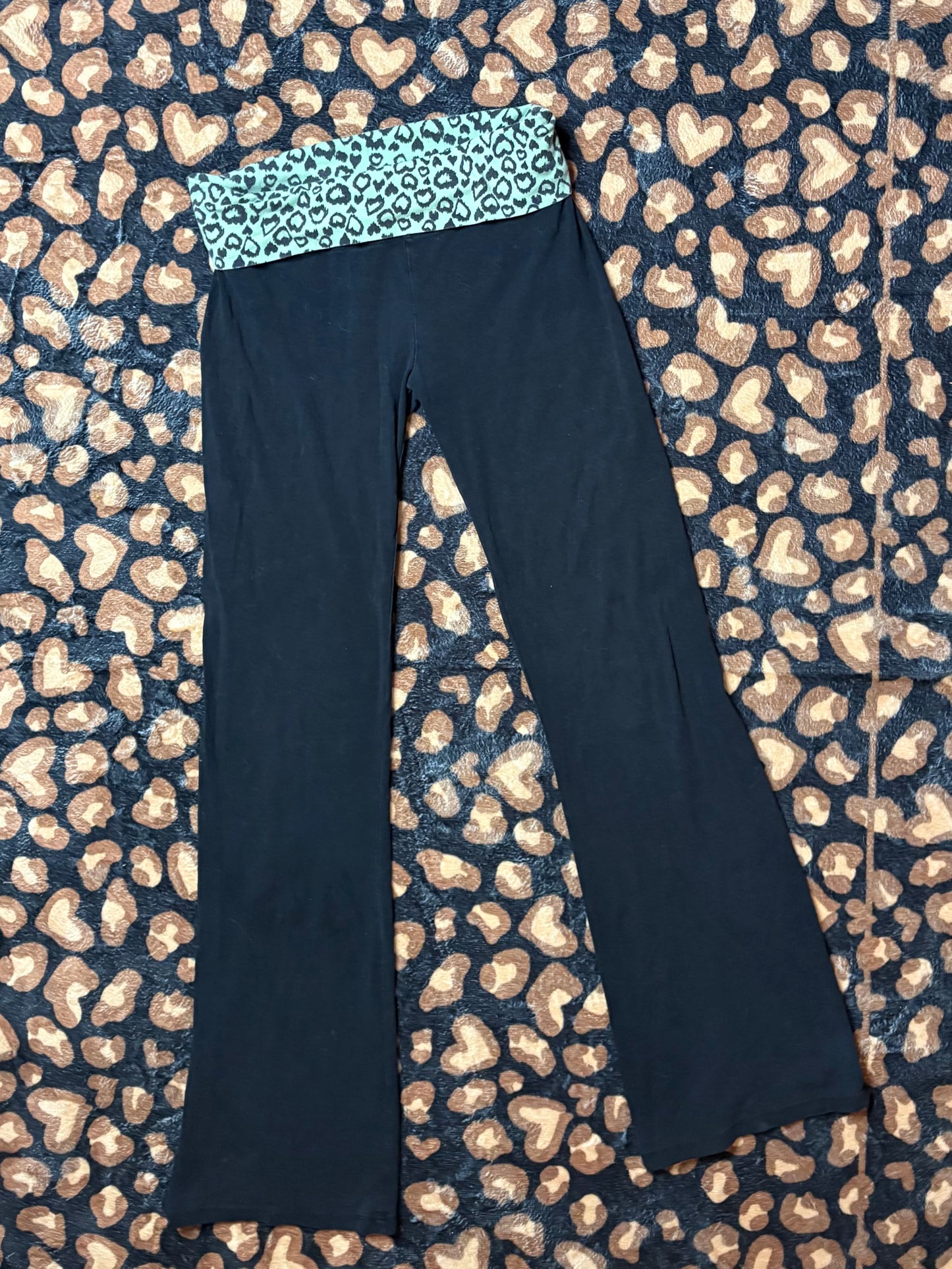 American Dream Leopard Print Hearts Fold Over Yoga Pant Leggings