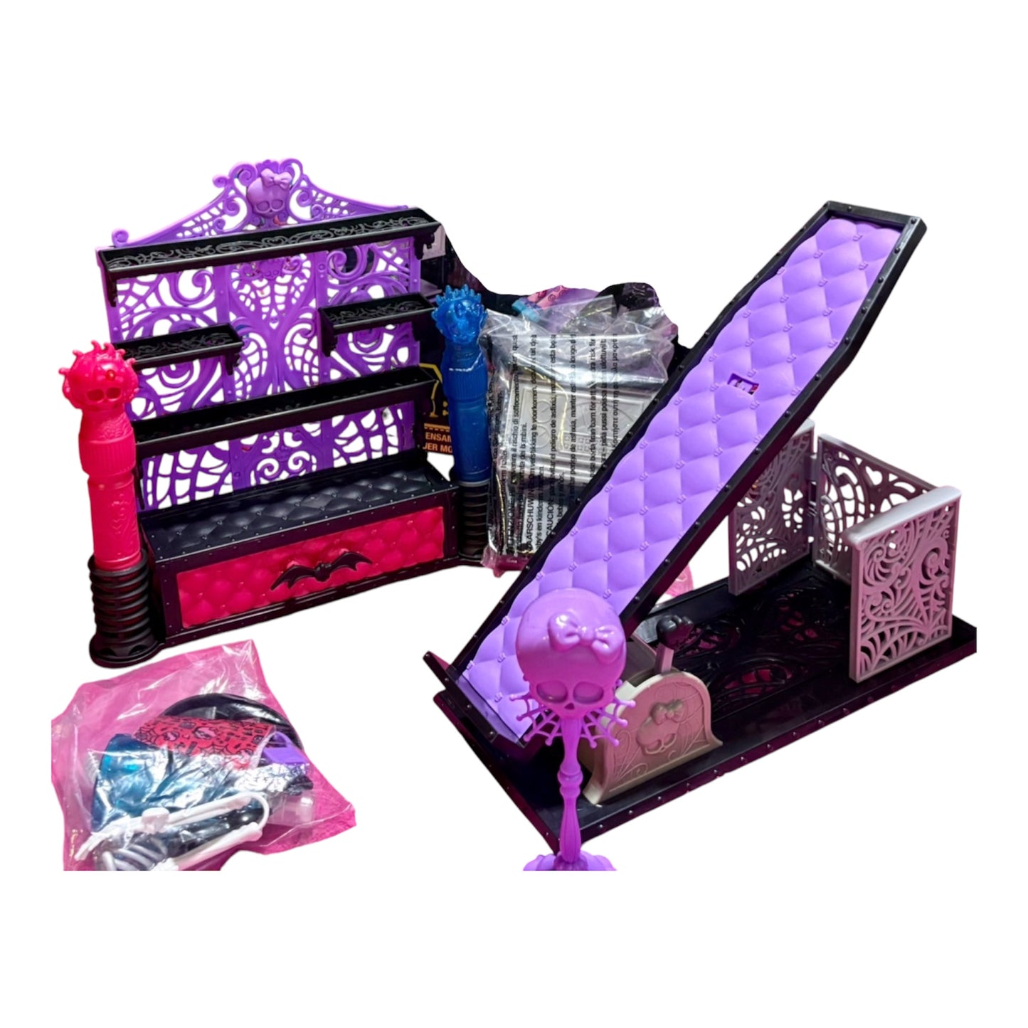 RARE COLLECTORS- G1 Monster High Color Me Creepy (Tattoo Studio) original 2013 Release playset /original box (ALMOST COMPLETE NO DOLL)