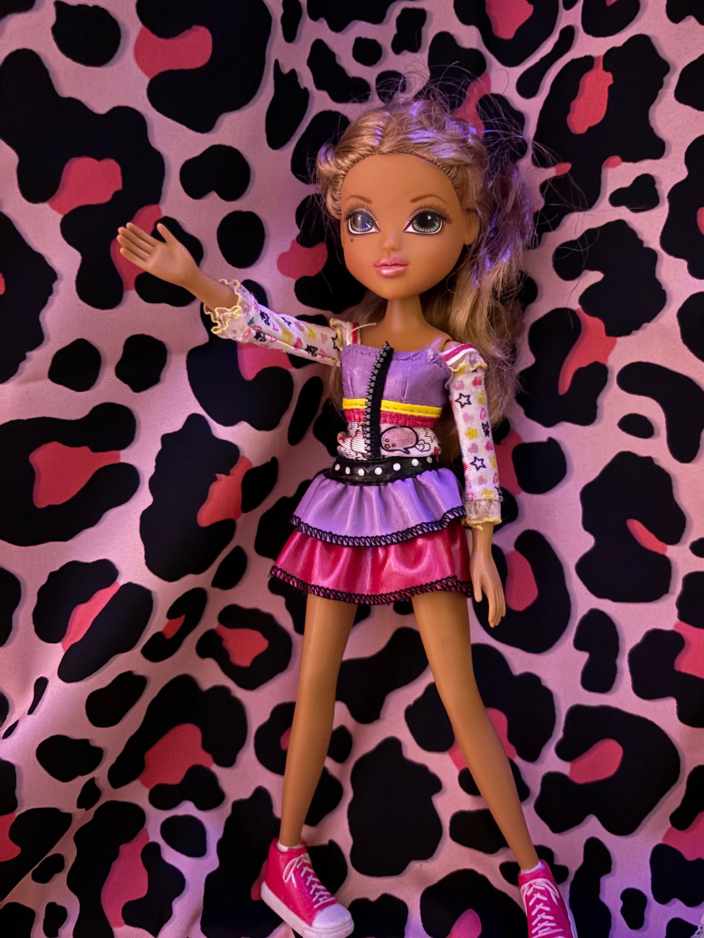 Moxie Girlz MGA Discontinued- AVERY DOLL